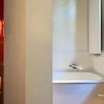 Heaven At 11, Your Deluxe With Personal Bathroom, Kitchenette & Terrace 4* גנט