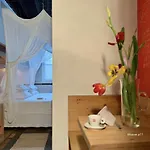 Heaven At 11, Your Deluxe With Personal Bathroom, Kitchenette & Terrace Отель типа 