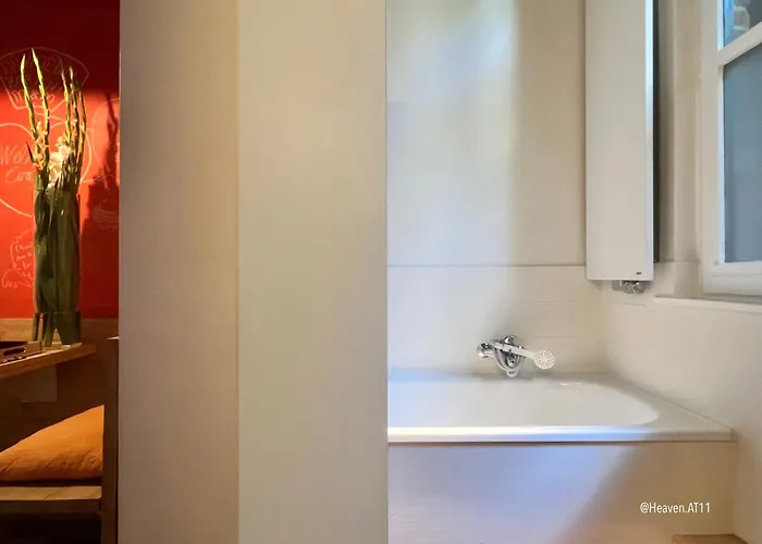 Heaven At 11, Your Deluxe With Personal Bathroom, Kitchenette & Terrace 3* Gent