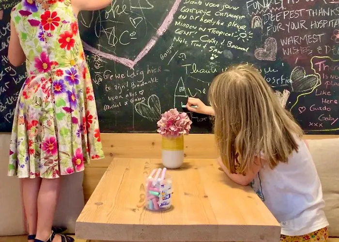 Heaven At 11, Your Deluxe With Personal Bathroom, Kitchenette & Terrace 3* Gent